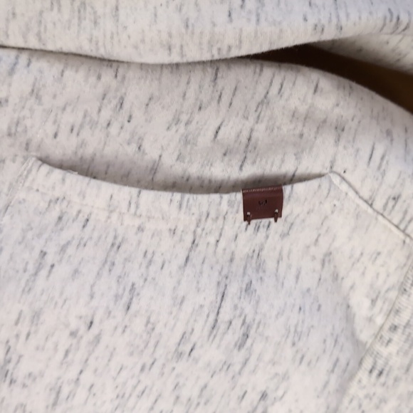 White and grey hoodie - Picture 2 of 4